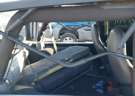 2006 Jeep Wrangler Unlimited from USA, damaged, VIN 1J4FA44SX6P770825